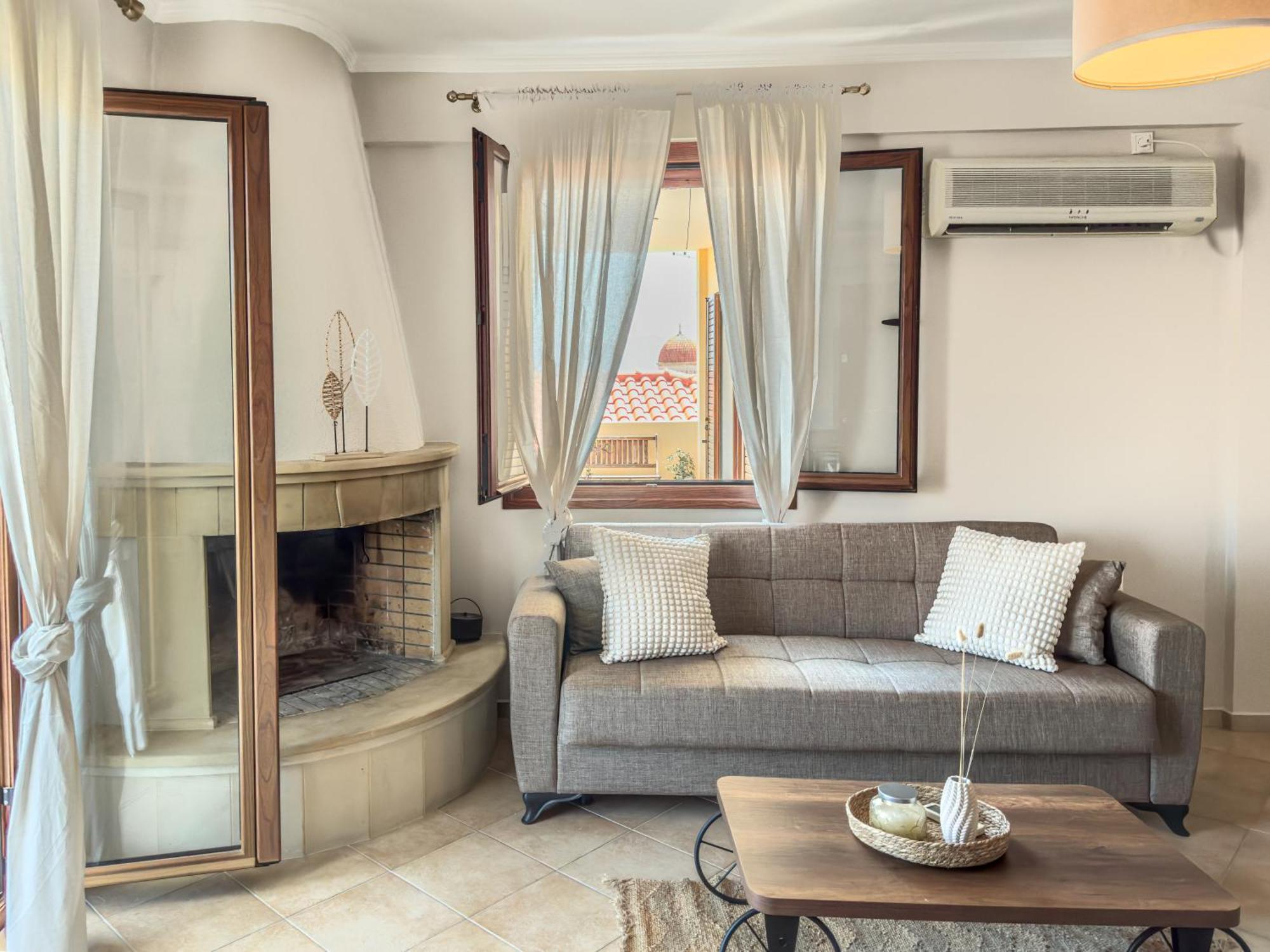 Town Cozy House Apartment Aegina