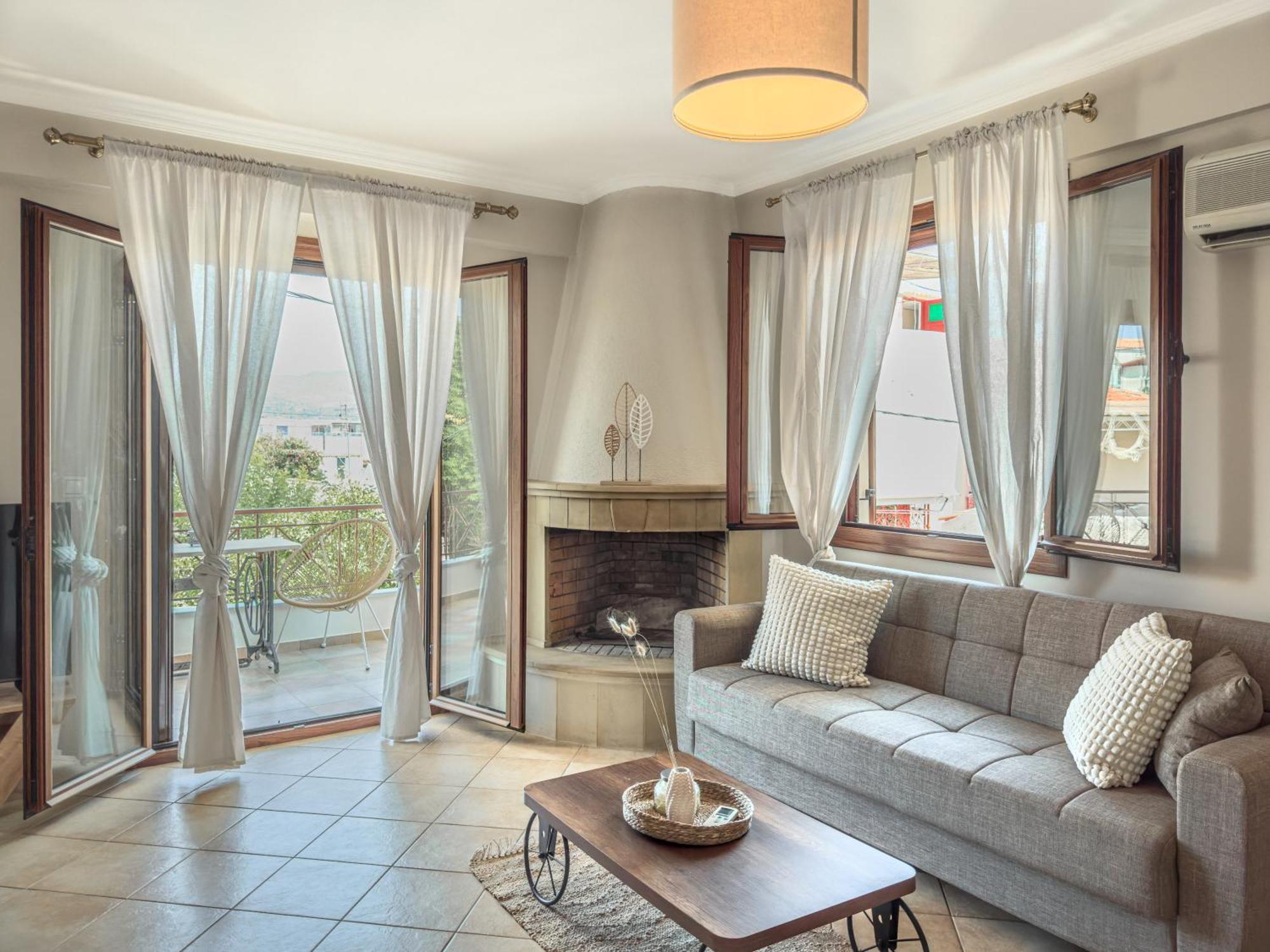 Town Cozy House Apartment Aegina